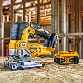 Dewalt DCS334P2 Σέγα 18V 2X5 0Ah ΜΕ ΒΑΛΙΤΣΑ